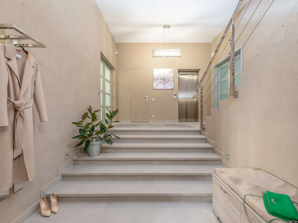 Hall d’immeuble et escalier
